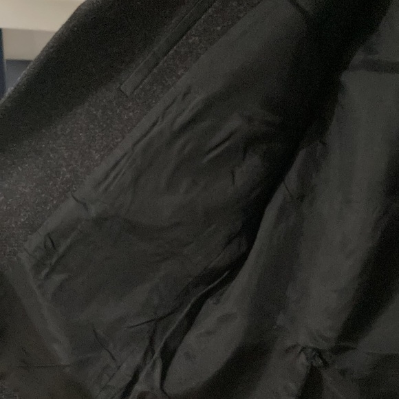 Gently-used 100% wool JoeFresh sports coat - Picture 4 of 7